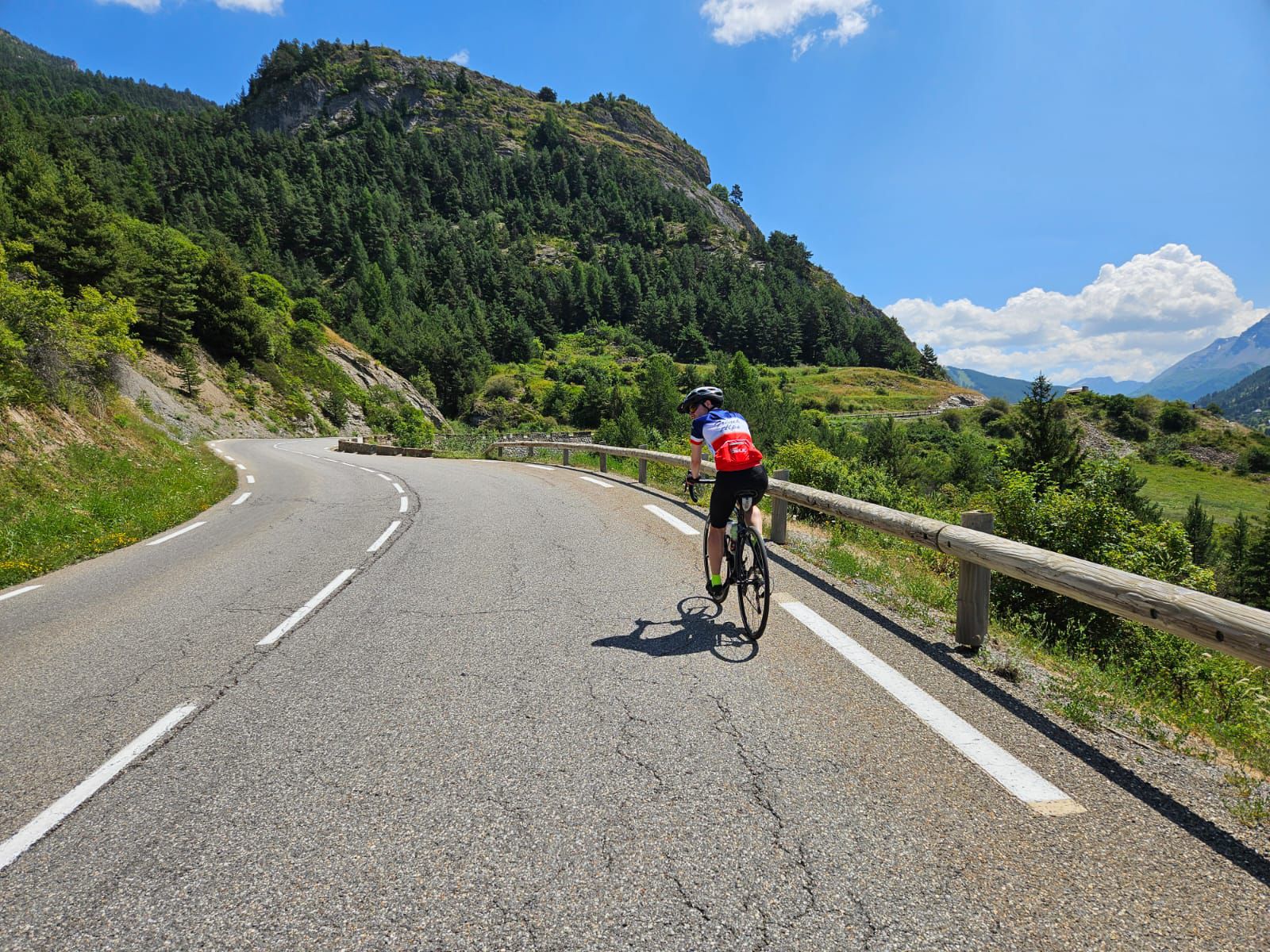 4b17039e-fa43-4c92-80c1-0ed71e67b70e