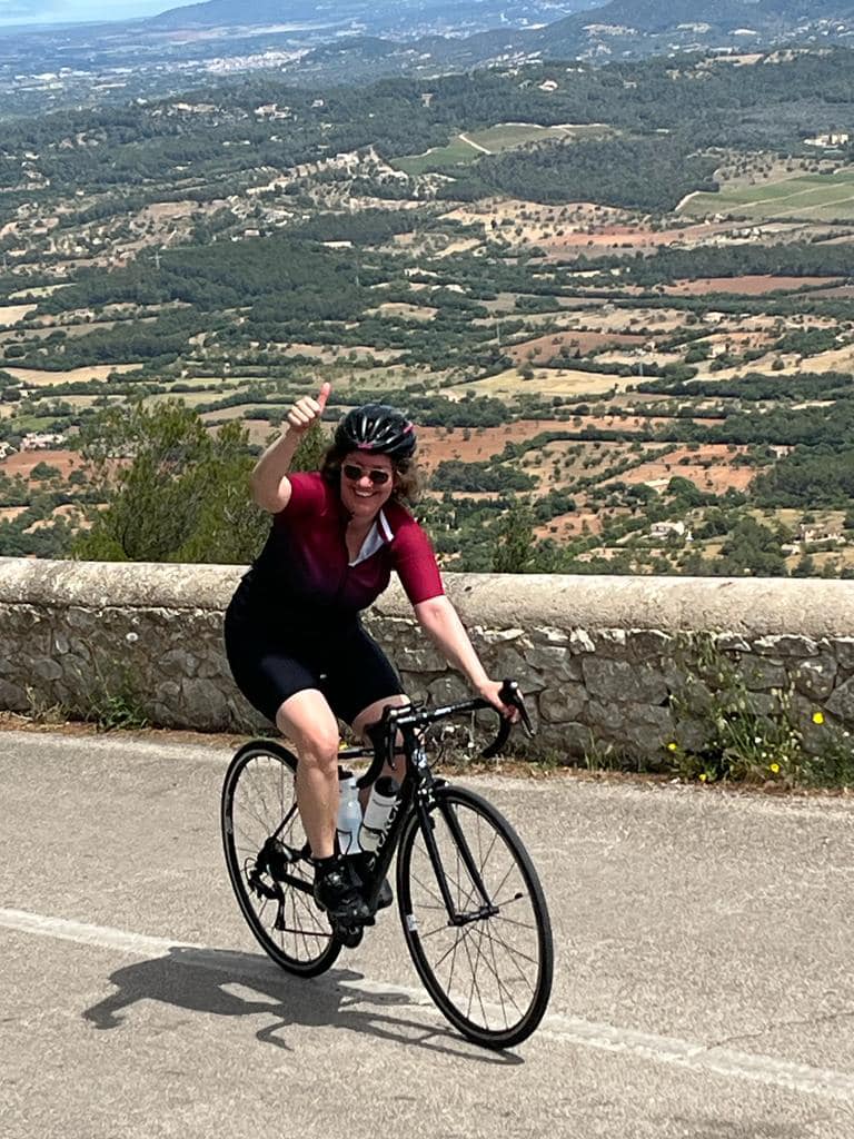 346048968_896120125019310_900447984