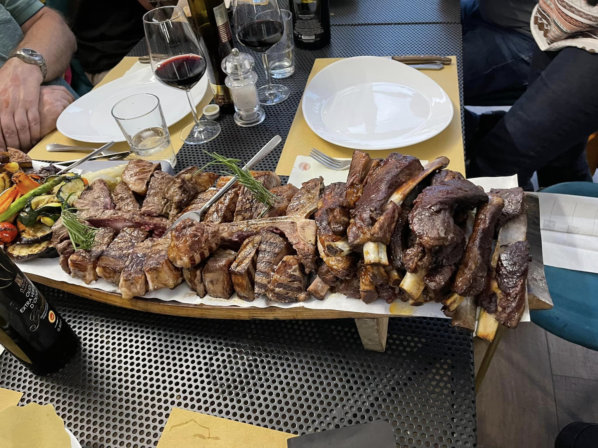 349332058_2018463018504072_4540483603522889485